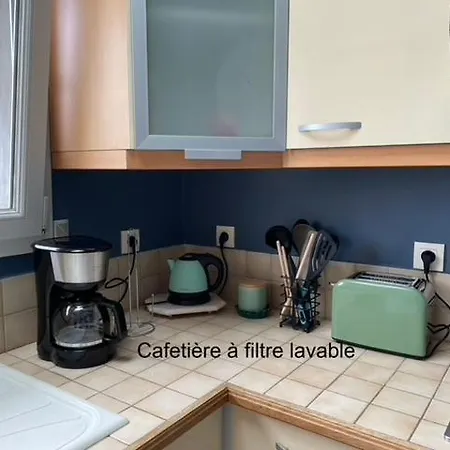 Maison De Village Avec Jardin 15mn Des Plages, Wifi, 2 Chambres, Jardin Holiday home